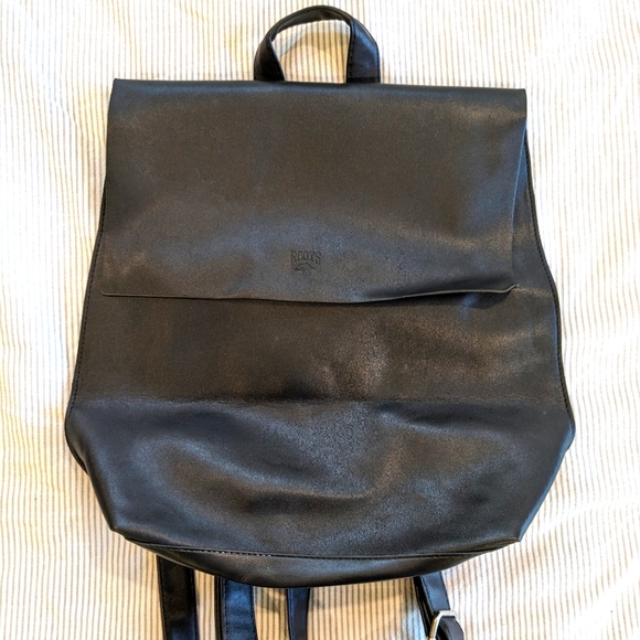 Roots Handbags - ROOTS Backpack